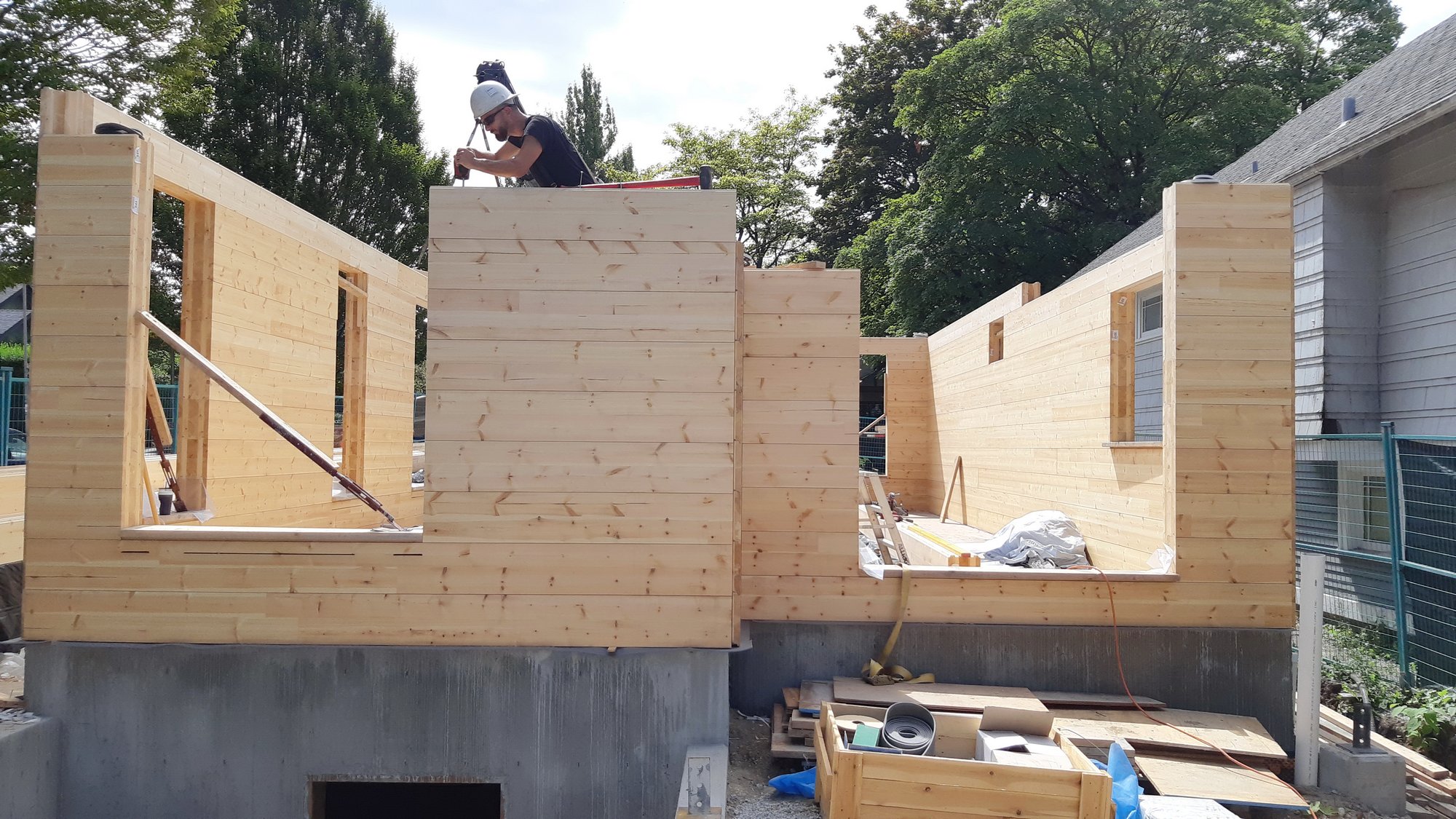 Log home construction-4